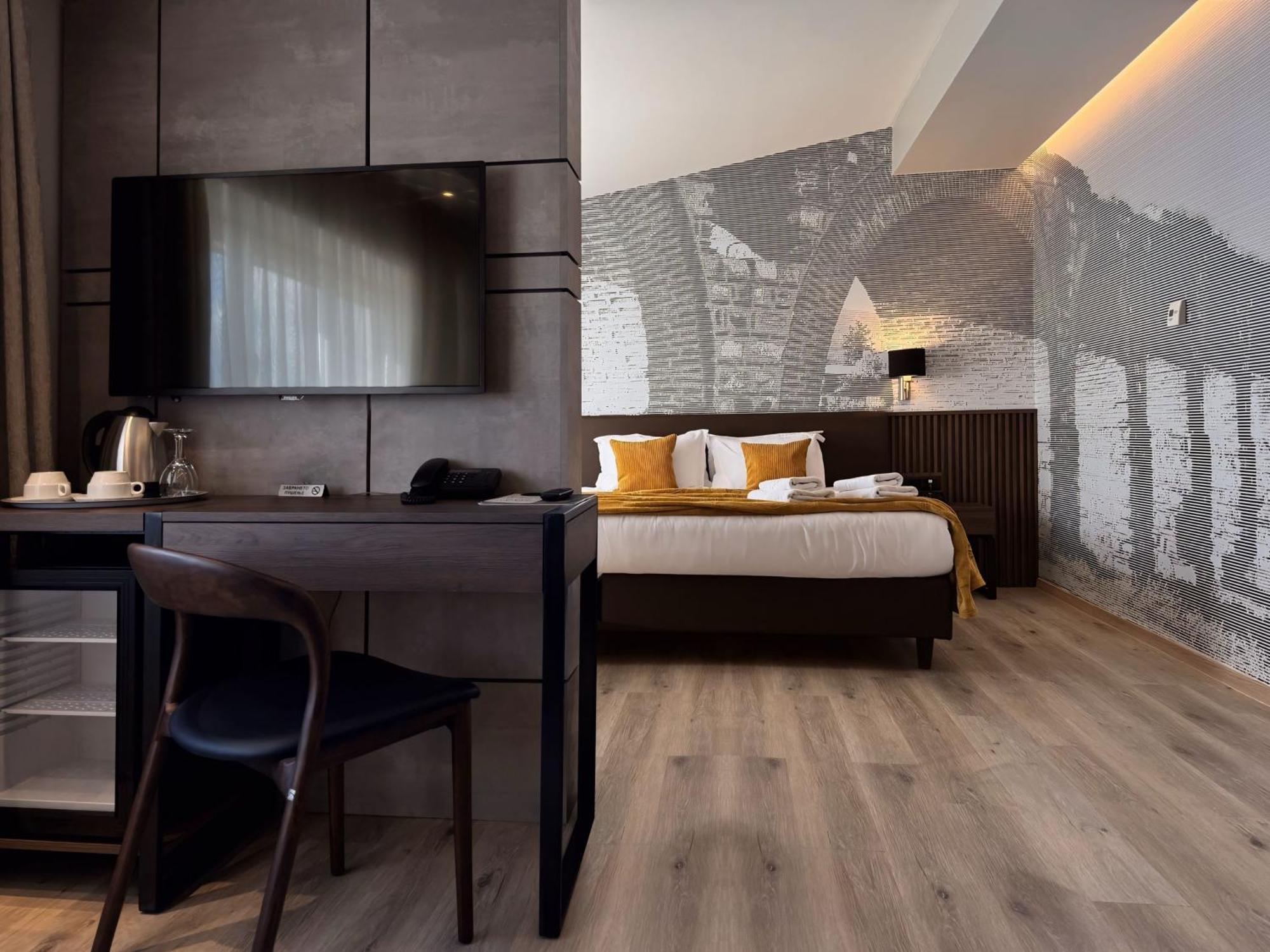 Queen'S Hotel - Zebra Centre สโกเปีย ภายนอก รูปภาพ